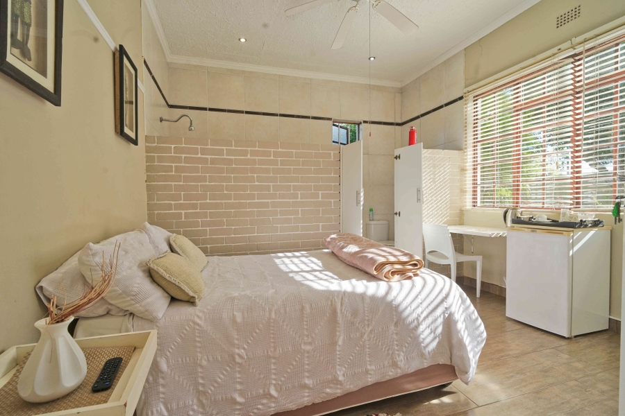 5 Bedroom Property for Sale in Vincent Eastern Cape